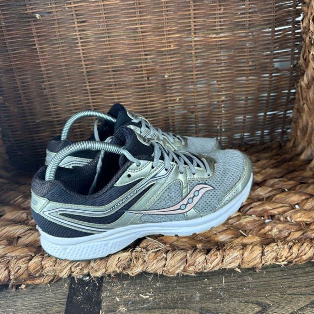 Saucony Cohesion 11 S10420-12 Women’s Gray Running Shoes Size 9.5
